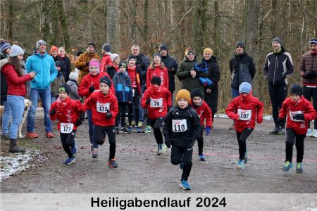Heiligabendlauf 2024 Start Schnuppis.jpg